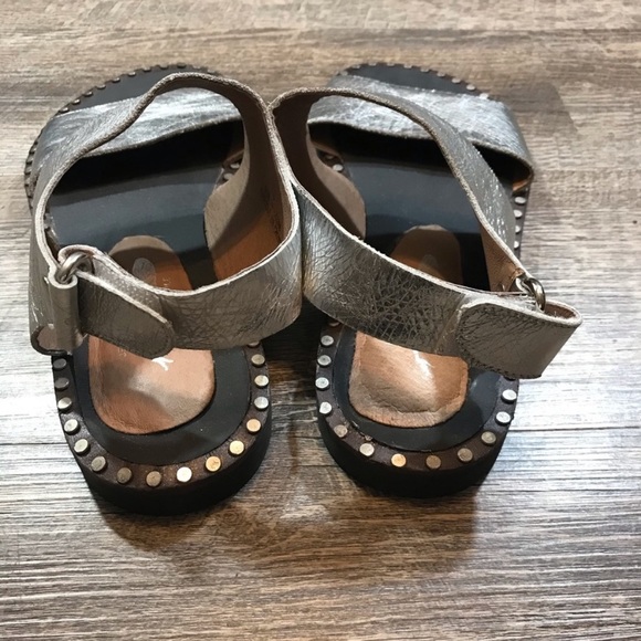 Free People x Jeffrey Campbell silver sandals - Picture 2 of 5